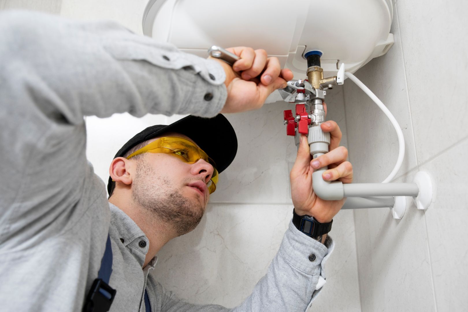 Como Consertar Cano Estourado Sem Causar Bagunca em Casa 1